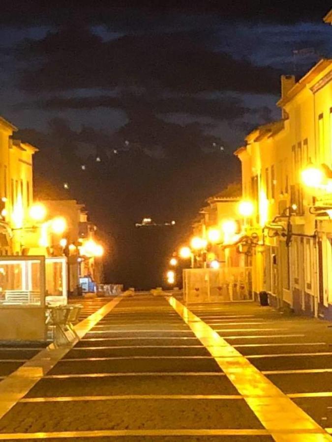 Quartos Abelha Порту Кову Екстериор снимка